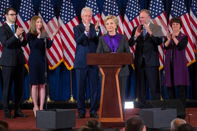 10clinton2-master768